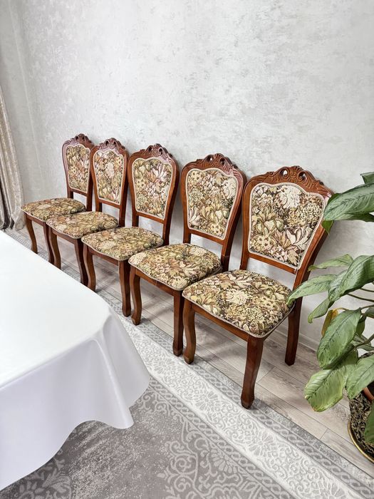 Продам стулья нормальном качестве 10шт