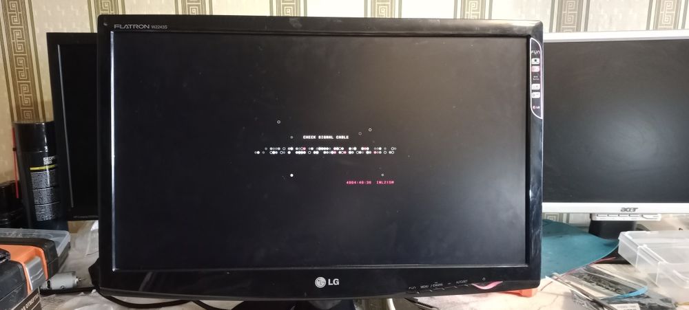 Монитор 22 дюйма