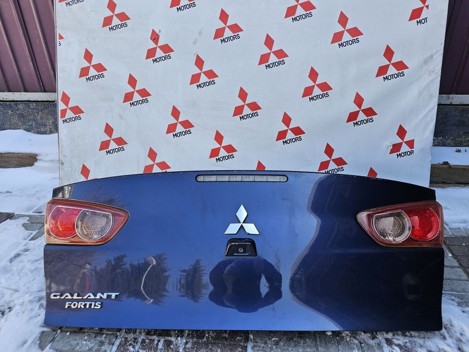 Крылья передние, капот