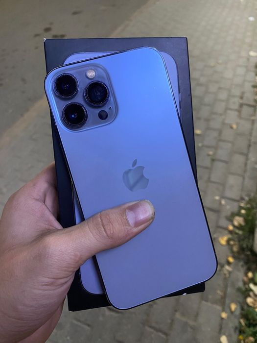 СРОЧНО Продаю IPhone 13 про макс 256гб