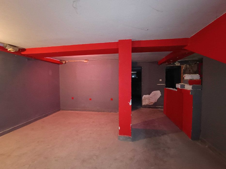 Продава се Магазин в Велико Търново, Център - 250 кв.м за 235 €/кв.м - Снимка #3