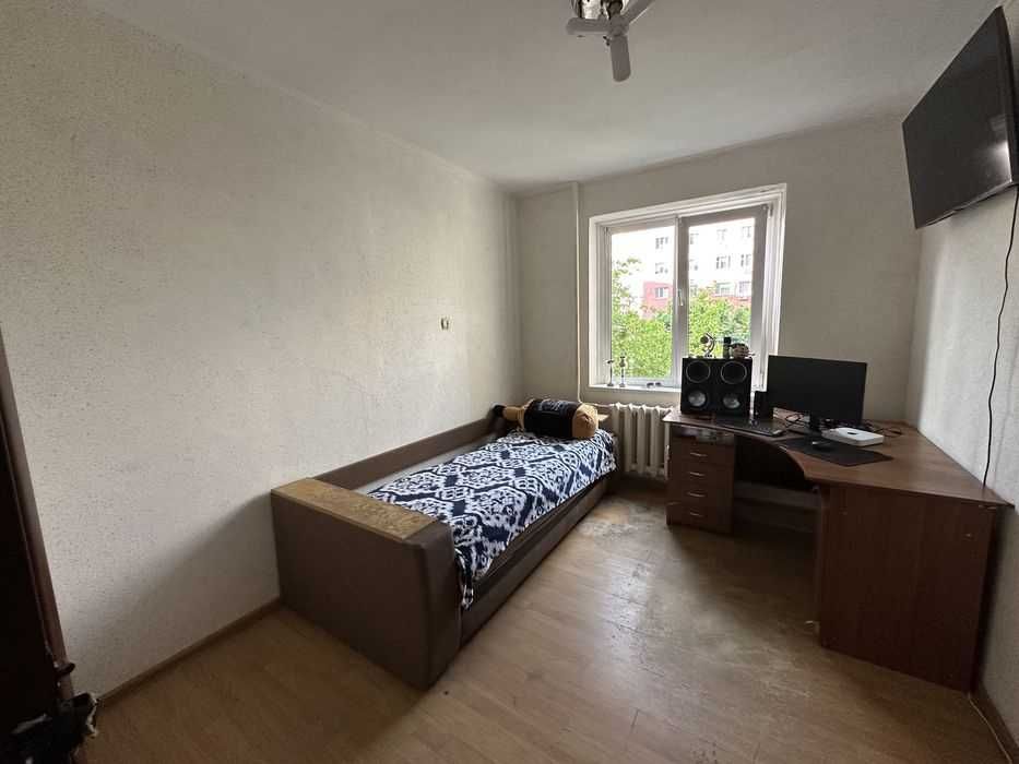 Продам 3-комнатную квартиру на Караташ 80 м² 9/9