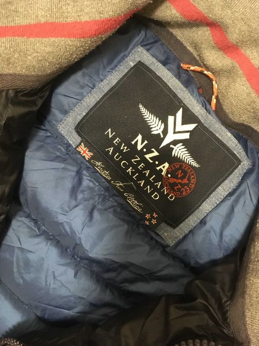 ''NZA New Zealand Auckland''оригинално мъжко пухено яке Л размер