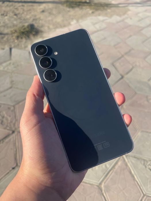 Сатылымда Samsung S25 FE