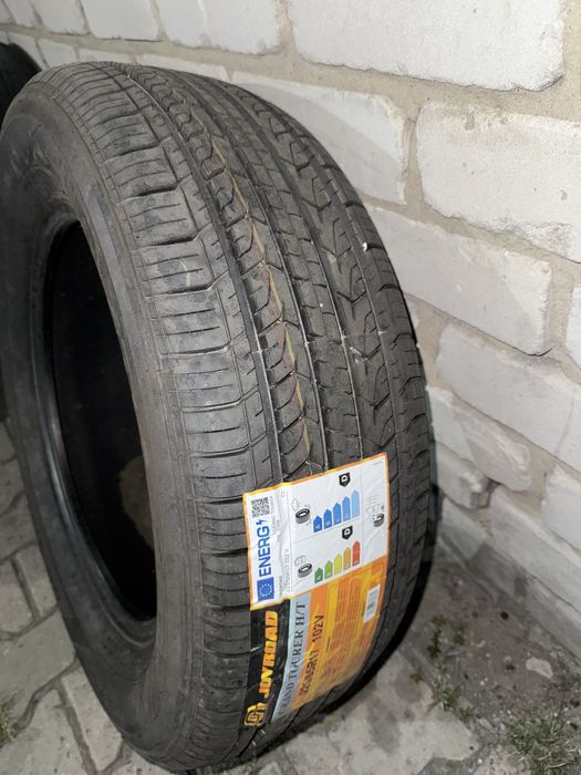 Шина новая  joyroad 225/65R17
