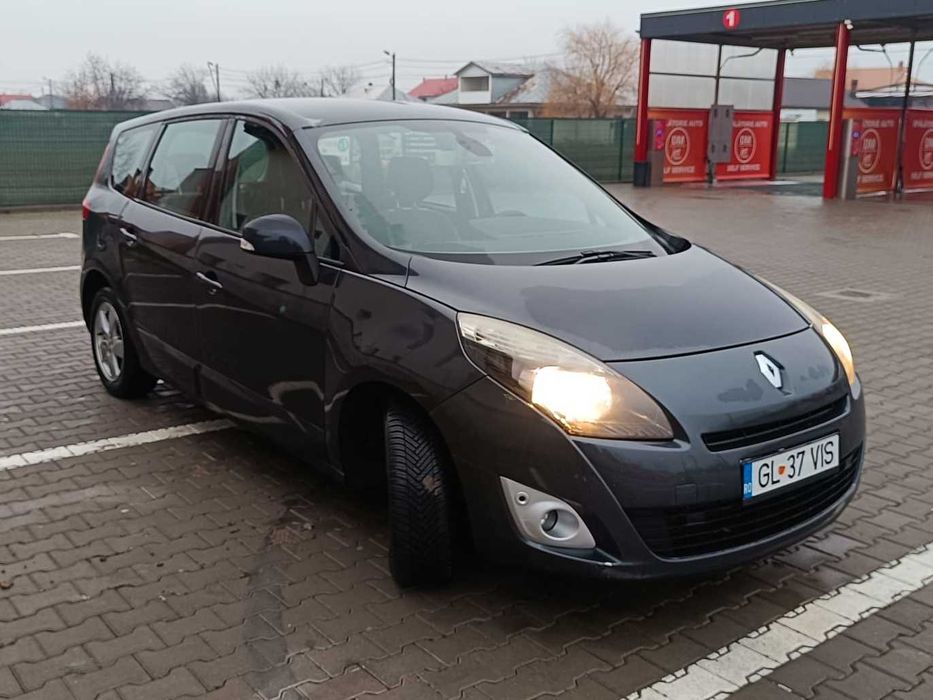 Renault Grand Scenic 3 1.6 DCi 7 locuri echipare TomTom