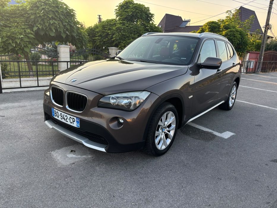 BMW X1 2011 — imagine 5