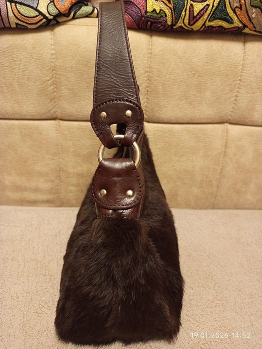 Сумочка из натуральной кожи и меха