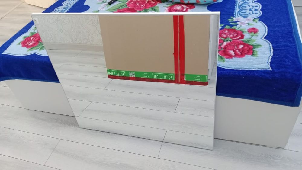 Продам зеркало новое
