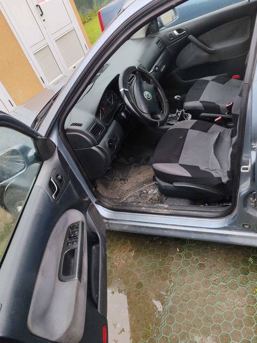 SKODA Octavia 2001 — imagine 3