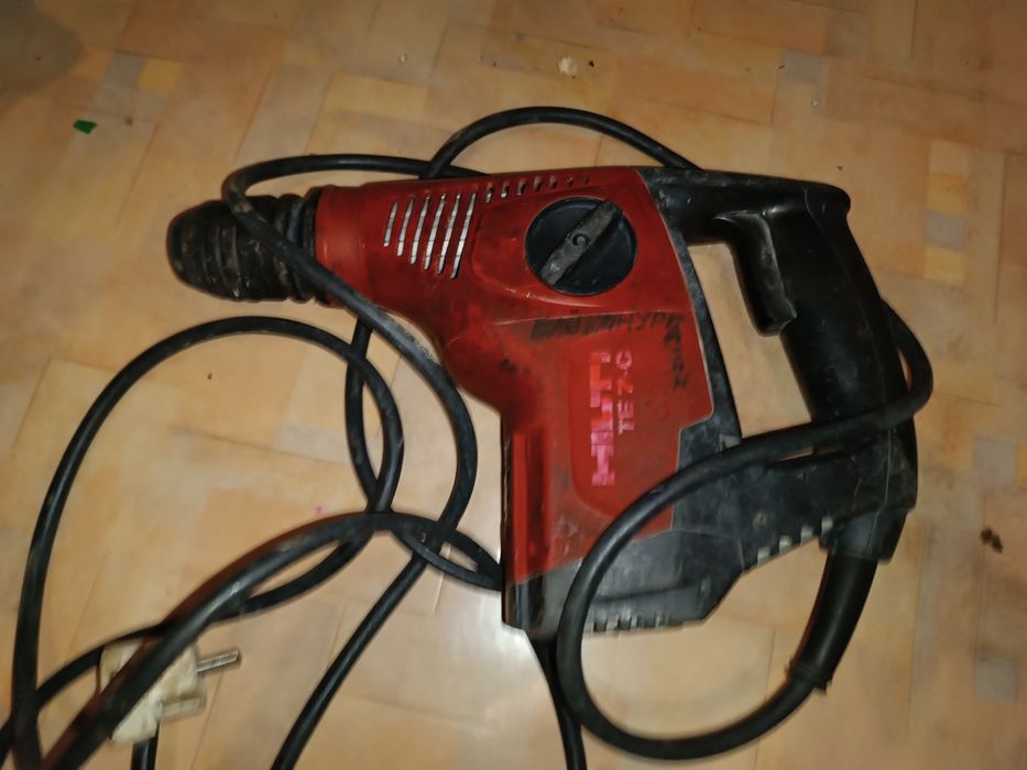 Перфоратор мощный Hilti