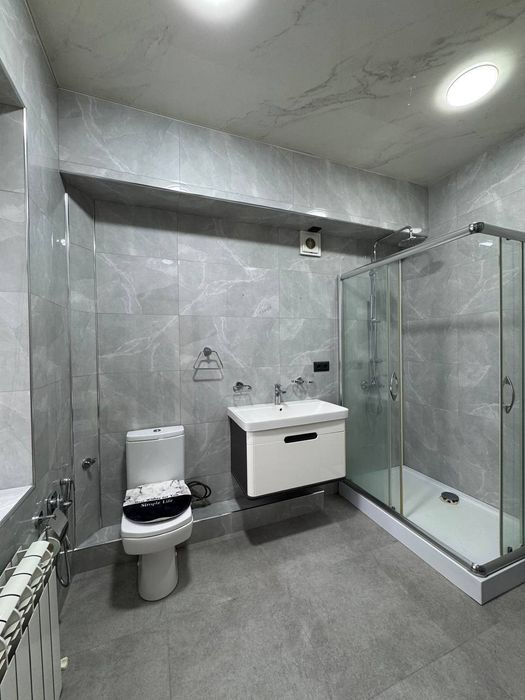 Продается 4х ком квартира в новостройке, ор-р: пос-во Казахстана,202м²