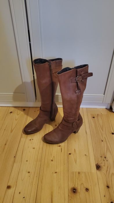 Cizme piele imblanite usor Caprice masura 36