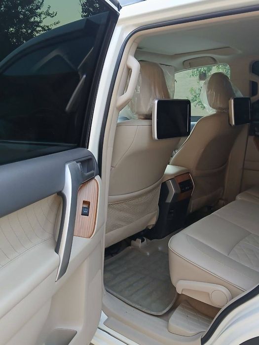 Prado 2019 holati yangi kraskasi toza