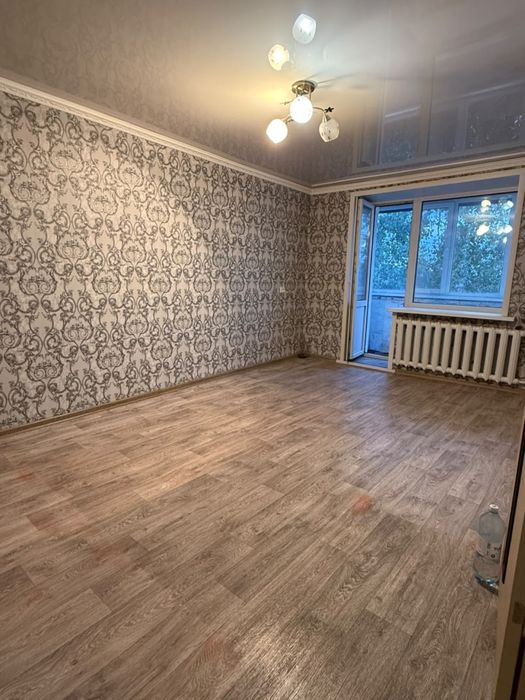 Продам 2 комн квартиру.Бэст