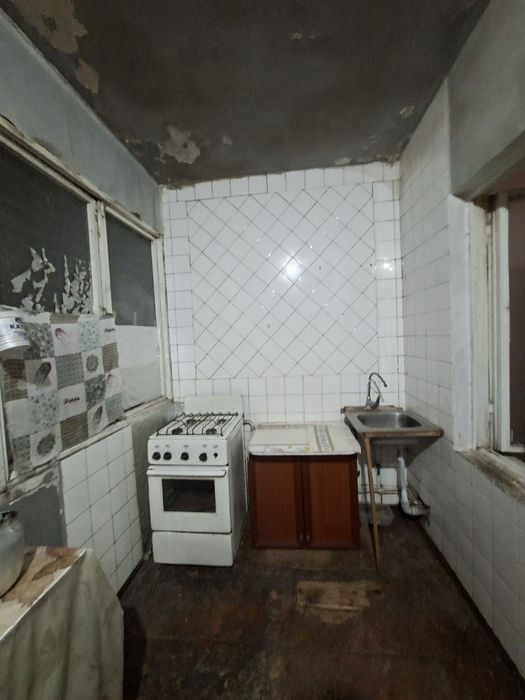 Аренда себзор 2 хона 4 этаж 350у,е