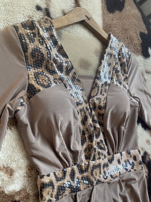 Продам платье