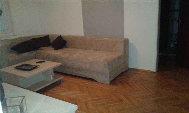 Дава се под наем Двустаен апартамент в Бургас, Лазур - 54 кв.м за 204 € - Снимка #2