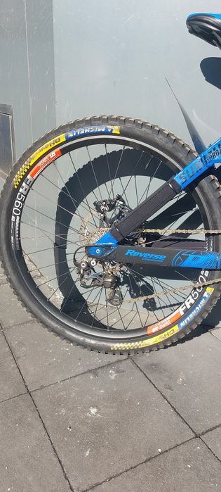Vând Mondraker Summum Pro Team Dh (Full Kashima/Hope/Magura/Saint)
