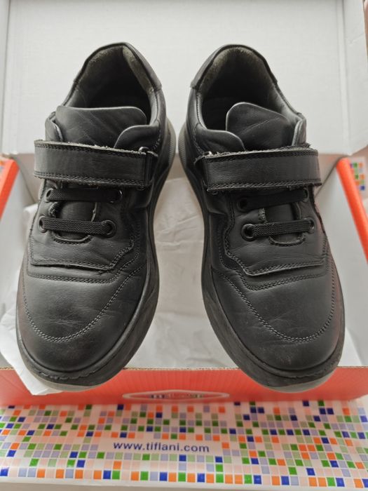 Продаю обувь, в отличном состоянии 32 размер