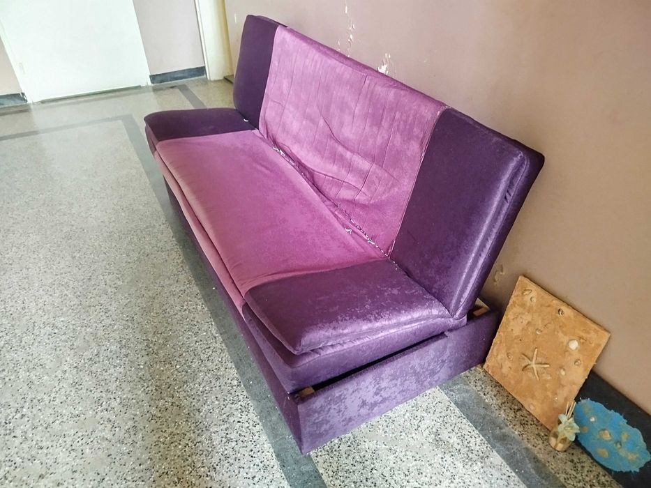 Подарявам използван разгъваем диван