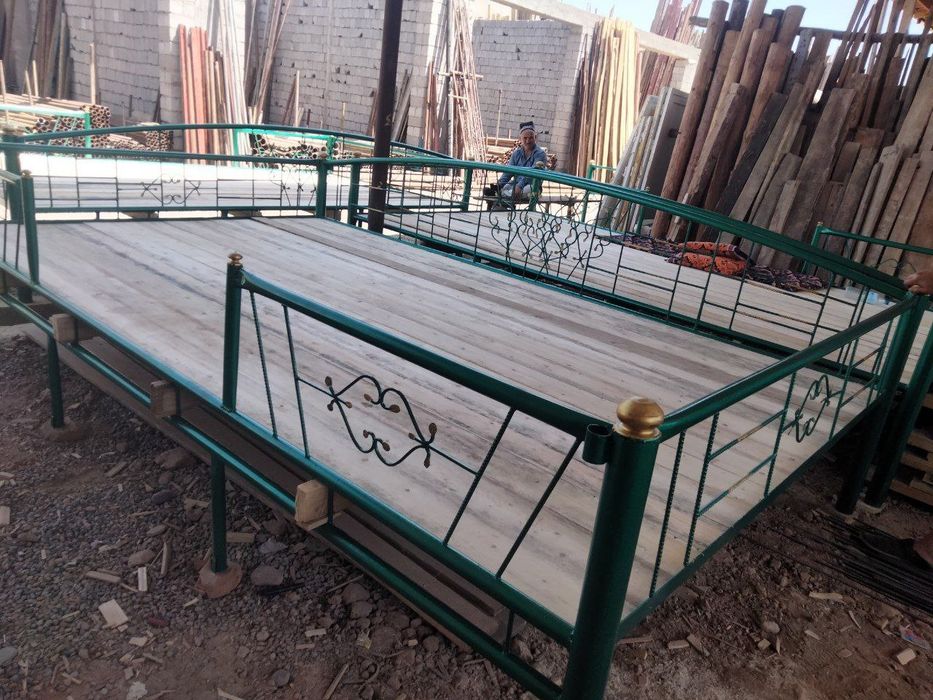 кароват,чорпоя сотилади