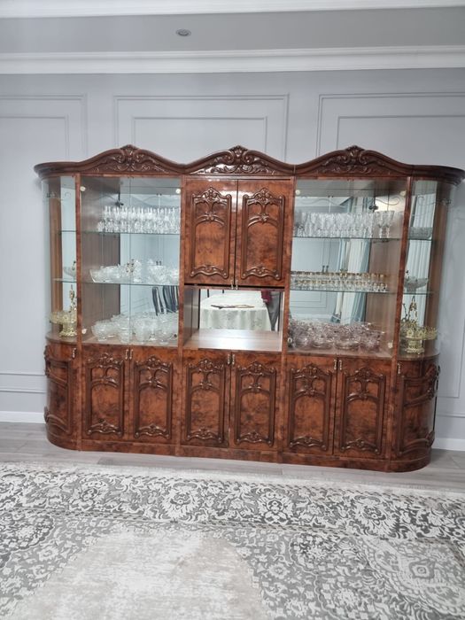 Стенка для посуды