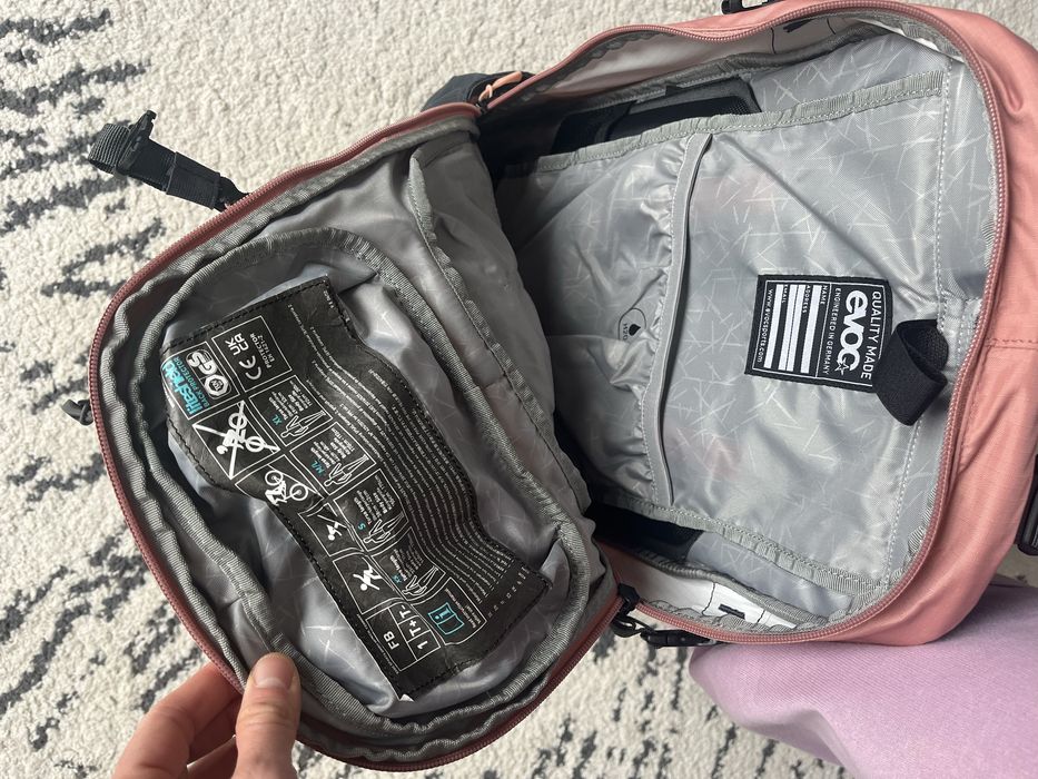 EVOC Раница / колело, ски с гръб протектор