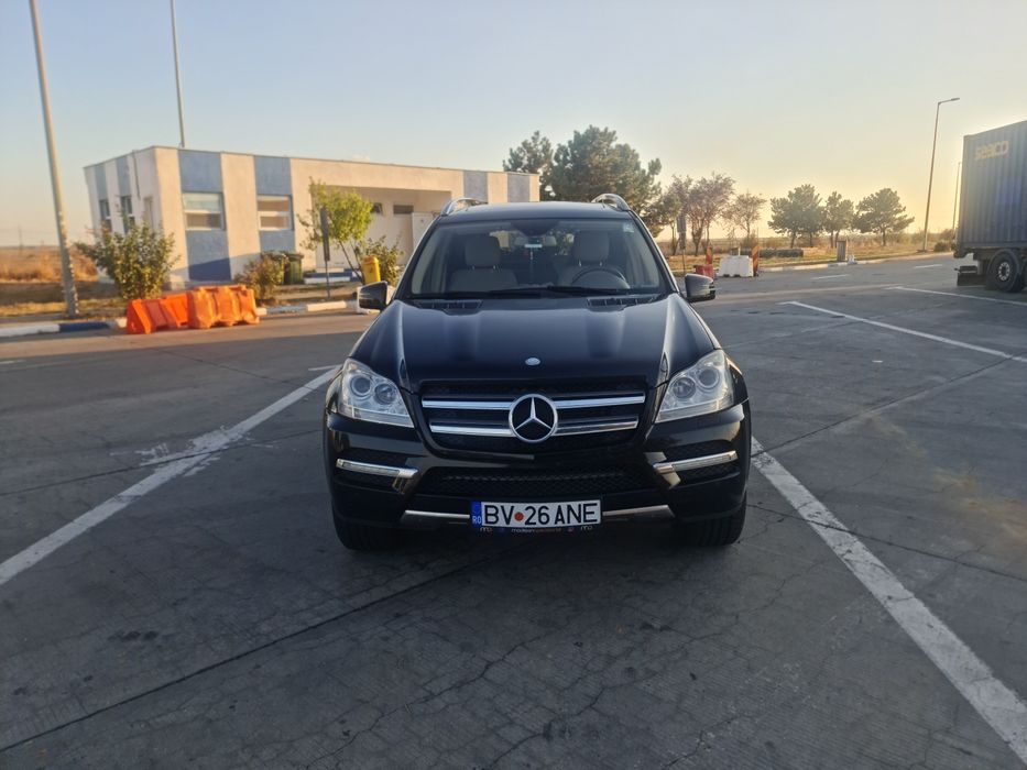 Vând  Mercedes Gl x164
