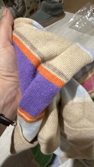 Pulover 100% cașmir impecabil m/l culori superbe