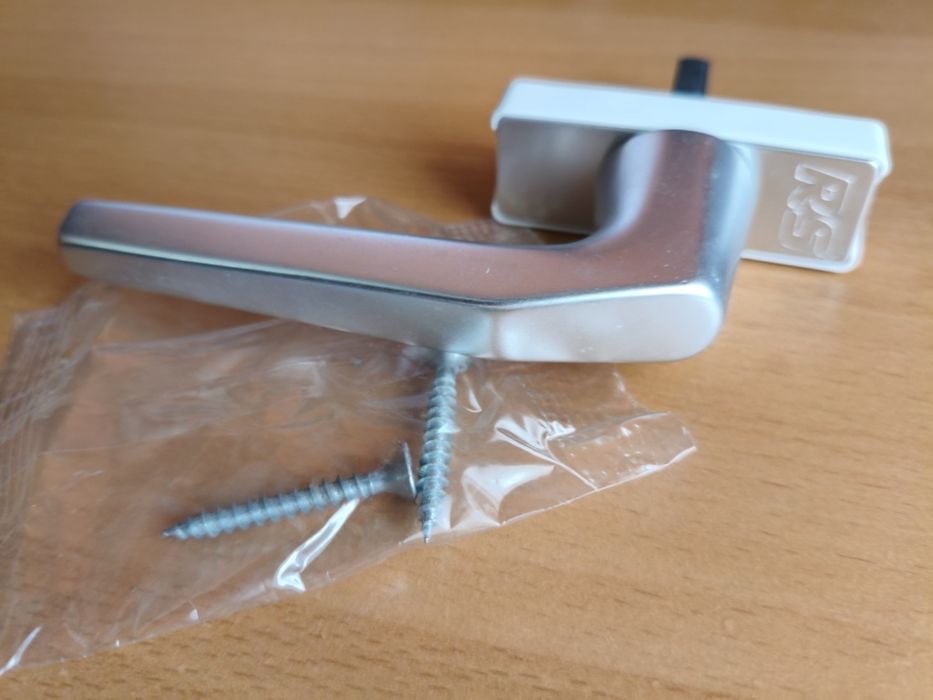 Maner ferestre termopan