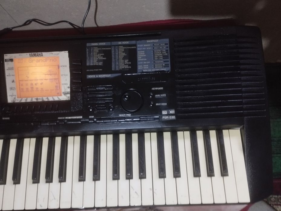 Yamaha psr 530 sotiladi