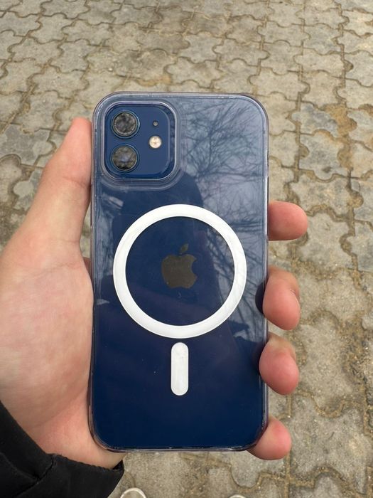 Айфон 12 срочно продам