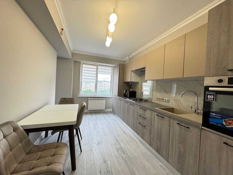 Дава се под наем Двустаен апартамент в София, Младост 3 - 71 кв.м за 450 € - Снимка #2