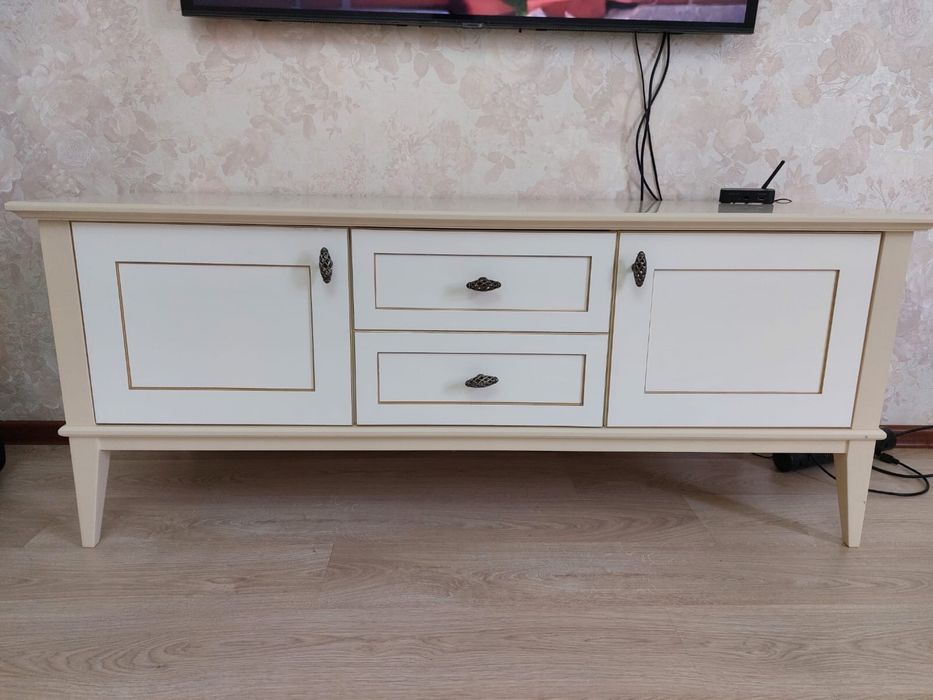 Комод под телевизор