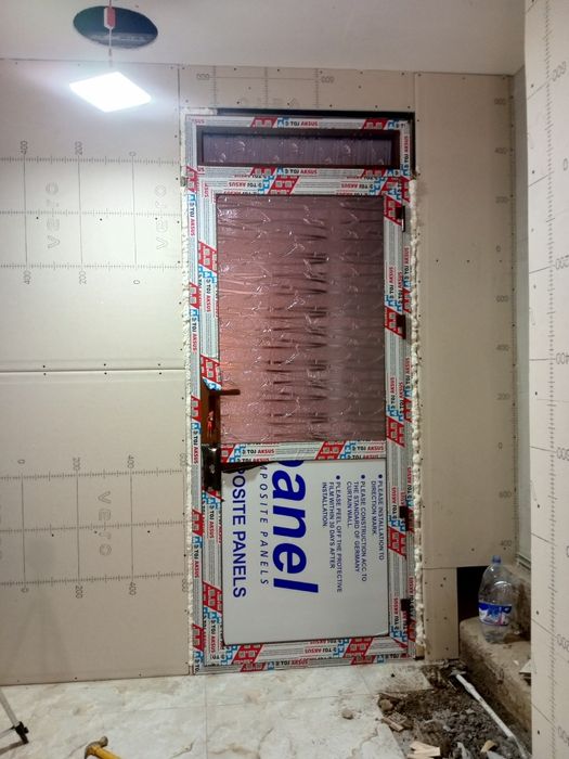 plasmas alimin rom eshiklarni rezinkasidan tortib ruchkasigacha almash