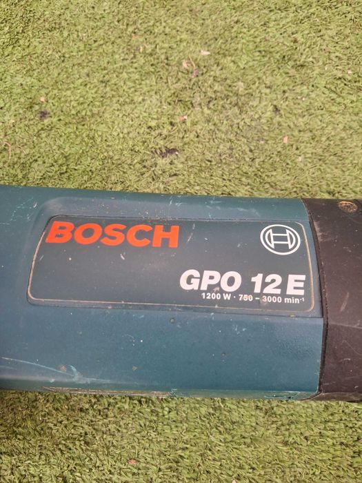 Професионална  полираща машина Bosch GPO 12 E
