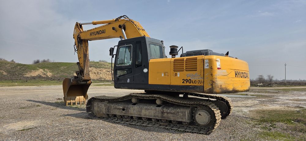 Сотилади HYUNDAI 290ls-7A