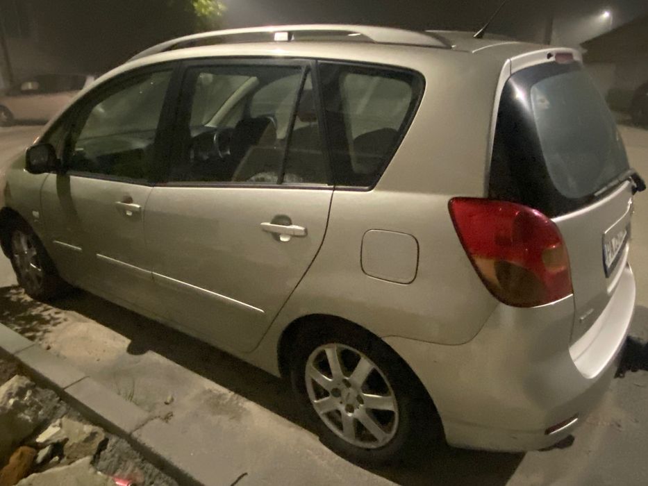 Toyota Corolla verso