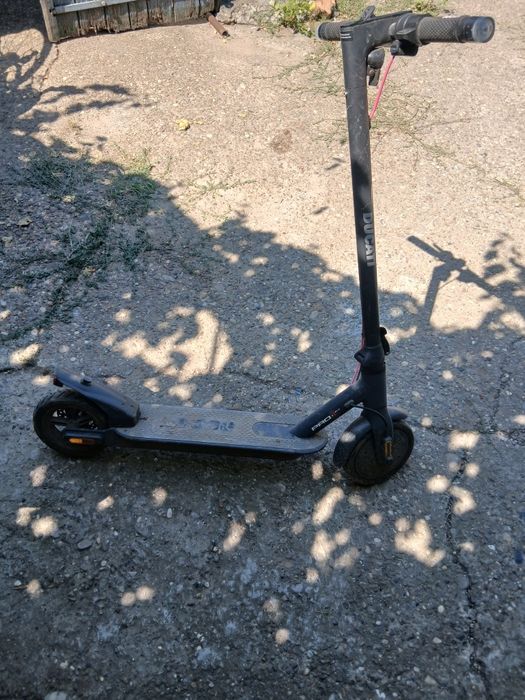 Vând trotineta pro 1 evo