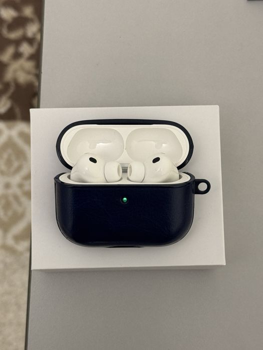 iPhone 15 Pro 256GB и Apple watch SE 2 GPS