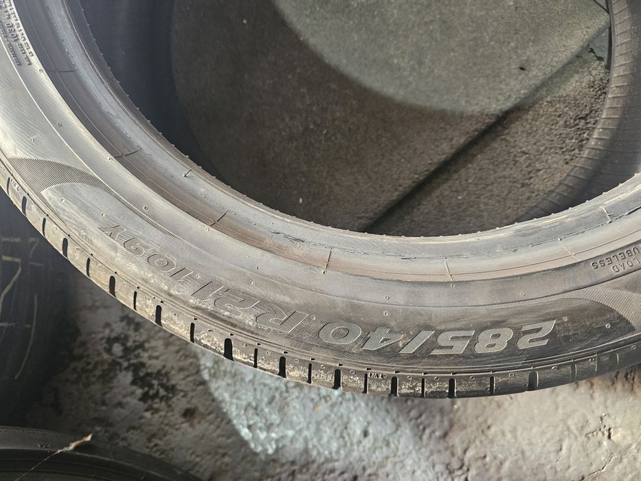 285 40 21 vara pirelli