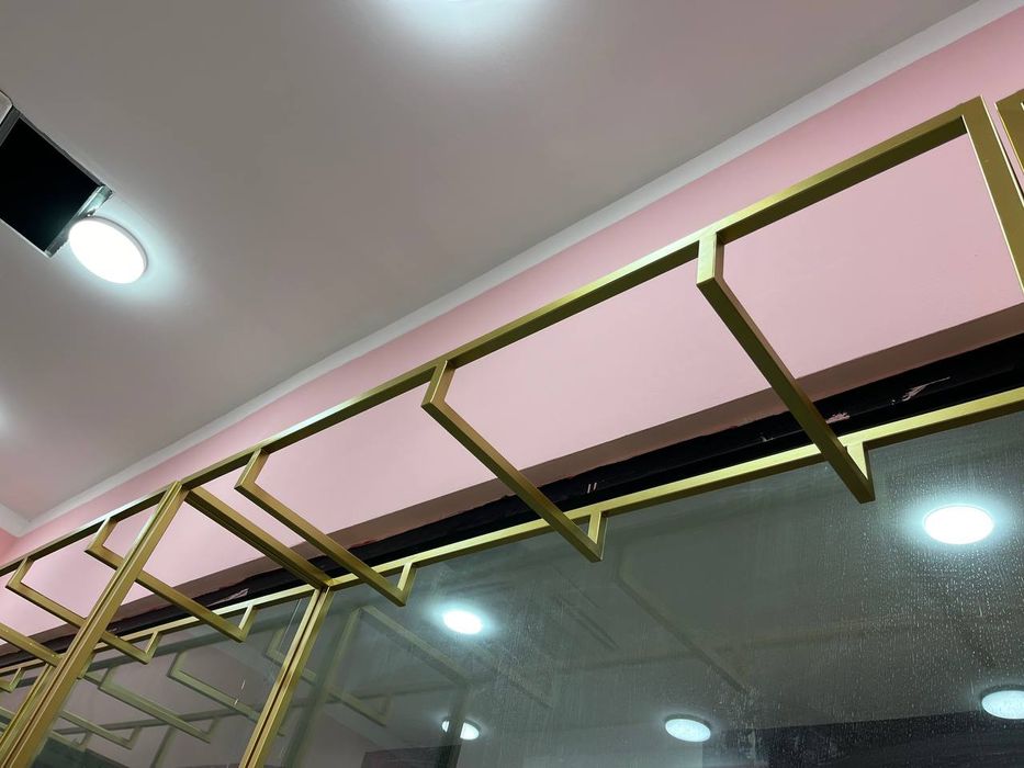 Вешалки для одежд лофтовые