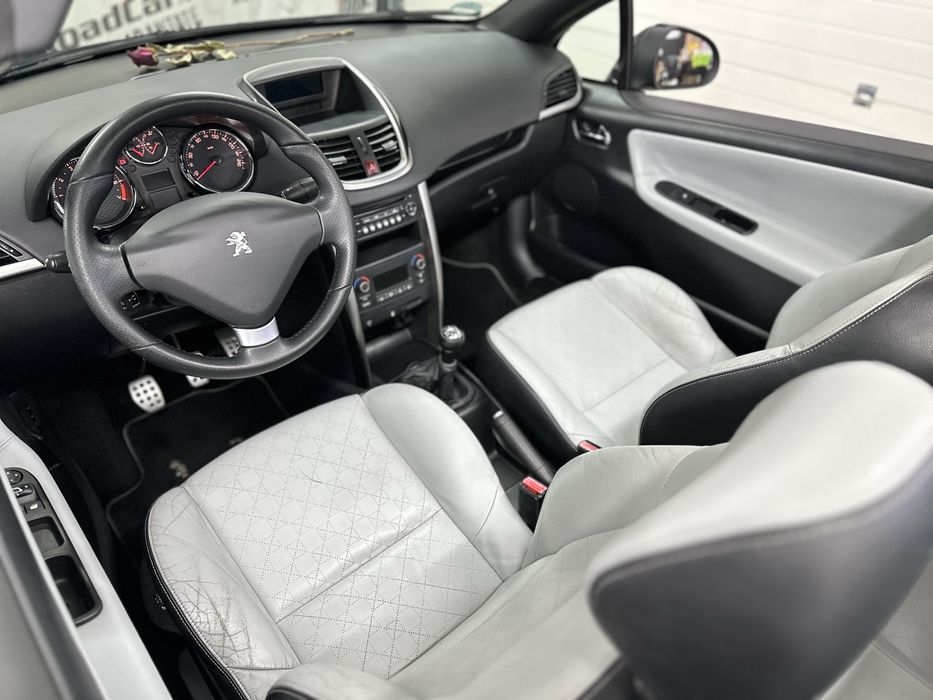 Peugeot 207 cc, editia Lorand garros