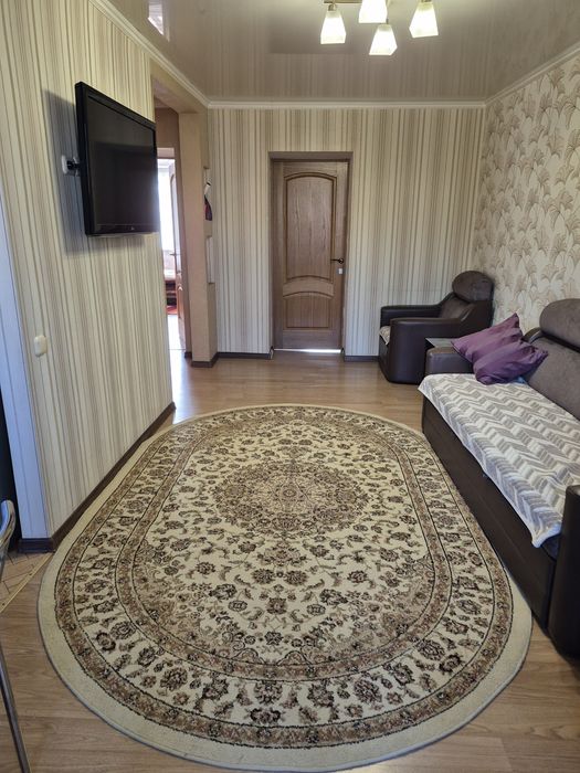 Сдам 3 ком.кв центр