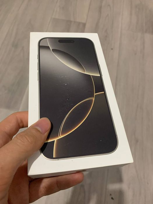 iPhone 16 pro 256 гб