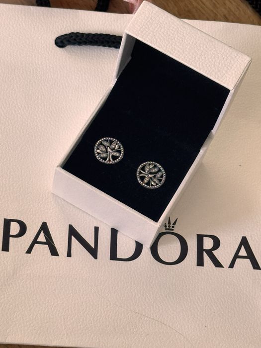 Пандора обеци Pandora
