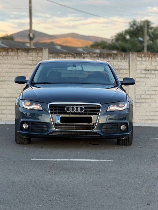 AUDI A4 2010 — imagine 2