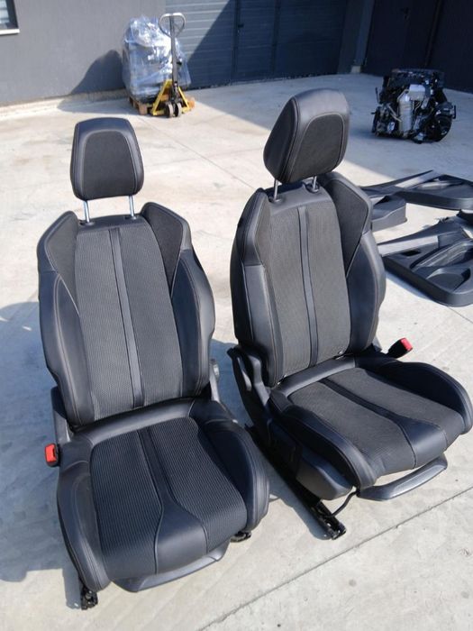 Scaune Fata Peugeot 3008 5008 2017+