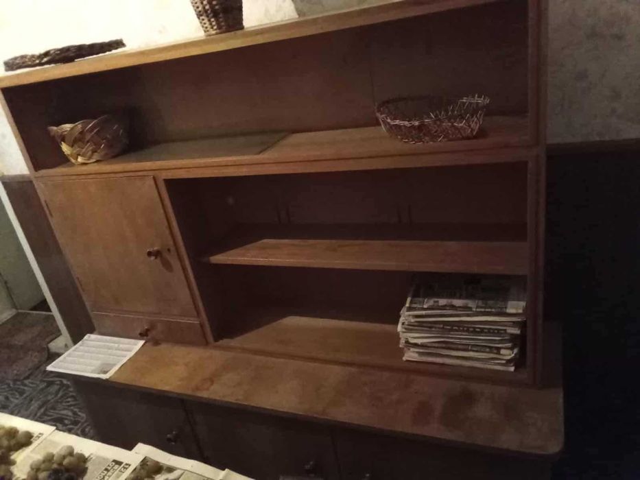Шкаф - Бюфет в добро състояние